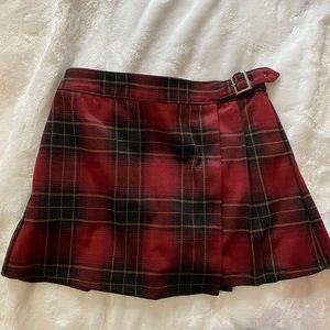 EUC girls red plaid Abercrombie skirt